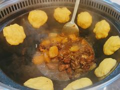-哈尔滨烧烤·山河村铁锅炖(交大店)