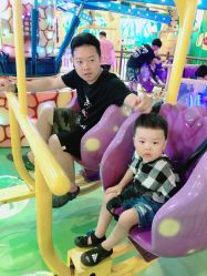 -维佳童话镇演出现场(徐东店)