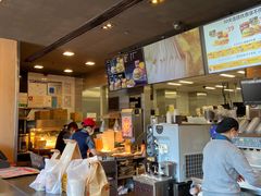 -麦当劳(中二横路店)