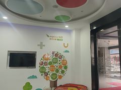 -雅悦齿科(顾村公园店)