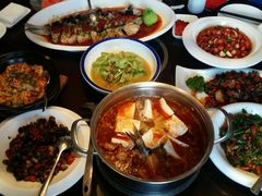 -巴陵全鱼席(湖南老字号汴河街店 )