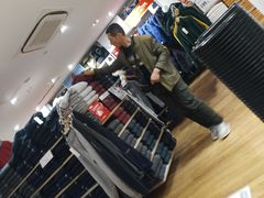 -优衣库(哈尔滨中央大街店)