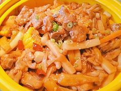 -多嘴超级肉蟹煲(杉杉国潮主题店)