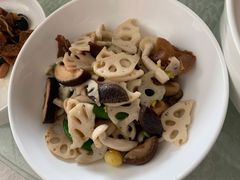 火麻油上素-旺顺阁鱼头泡饼(小红门店)