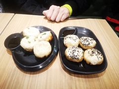 小杨生煎-小杨生煎(南京东路食品一店)