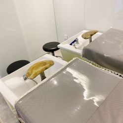 -LESSMORE科技头皮理容中心