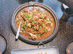 -侯志伟老街炒鸡(广济街店)