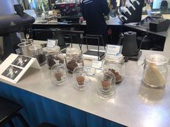 -COFFii&JOY(龙江新城市广场店)