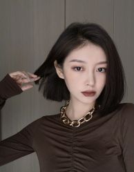 -银星女王公园发型艺术沙龙