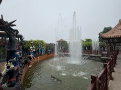 -呀路古热带植物园