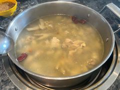 -一席地·本地鸡窝·杭帮鸡火锅(萧山银隆百货店)