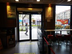 -麦当劳(田林好又多店)