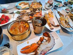 -雍容荟帝王蟹活龙虾展台自助(IFS黑金店)