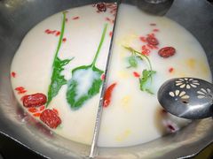 -湊湊火锅·茶憩(东城民盈国贸城店)