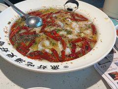 -江渔儿酸菜鱼(奥园广场金发购物中心店)