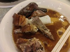 -御满江海鲜酒家(洛溪新城店)