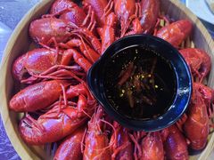 -江湖亮亮蒸虾大排档烤全羊清真(武汉总店)