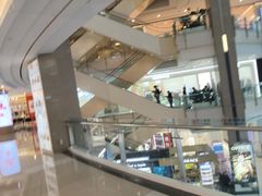 -上海来福士广场