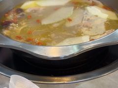 -光头药膳鸡(莱茵小镇店)