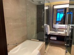 -上海龙之梦万丽酒店