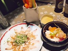 -穹六人间 people 6(岳阳路店)