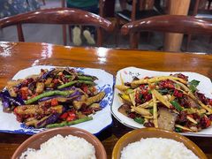 -苗湘食府(十年店)