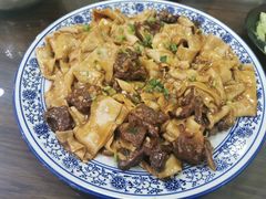 -壹阁胡羊焖饼(特色小吃街店)