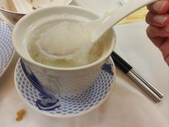 椰汁炖雪燕-东江海鲜酒家(艺都分店)