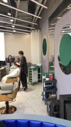 -PE SALON 