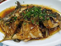红烧金鲳-小辣妹川味海鲜加工店(第一市场椰风巷店)
