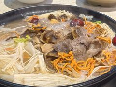 -九寨特色牦牛肉汤锅 羊肉汤锅