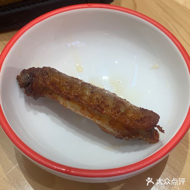 我这锅一共50.9。店里有免费的机打饮料可以喝