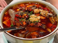 渝信毛血旺-渝信川菜 · 川味家常菜(财富购物中心店)