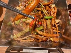 干锅香煸茶树菇-弄堂里·寻味杭州(湖滨银泰in77C区店)