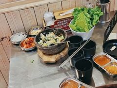 -哈哈碳都·牛肋条无限自助烤肉(台江万达店)