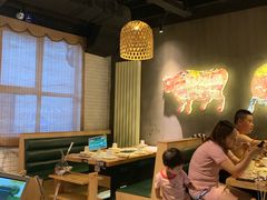 大堂-牛记皇鲜牛肉火锅(环球度假区梨园店)