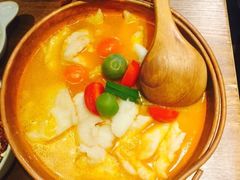 -云海肴·汽锅鸡·云南菜(天山百盛优客店)