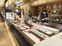 -雍和会海鲜姿造自助(湖东路店)