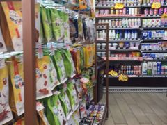 零售区-全家便利店(杨南路店)