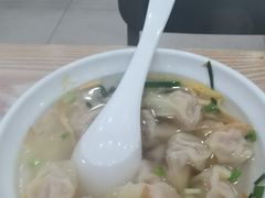 -珊珊小笼馆(仙霞路店)