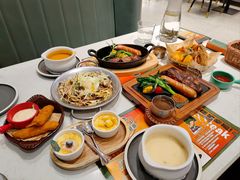 -西语·炭烧牛排(卓越中寰店)