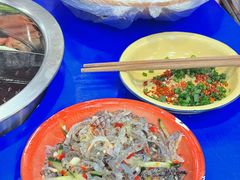 味碟-马路边边串串香(苗栗路店)