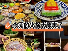 -洱火云南酸菜牛肉火锅(石景山当代商城店)