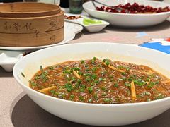 沙蒜烧豆面-新荣记(BFC外滩金融中心店)