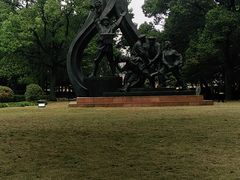 -上海市龙华烈士陵园