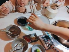 -喃喃椰·糟粕醋·椰子鸡火锅(七堡花园店)