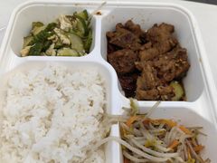 -比亚迪上海弘仁4S(杨浦店)
