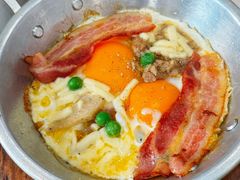 -邢泰记