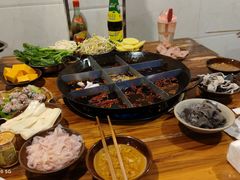 -利姐牧牛匠老火锅(兰花店)