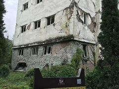 -四川汶川特大地震漩口中学遗址